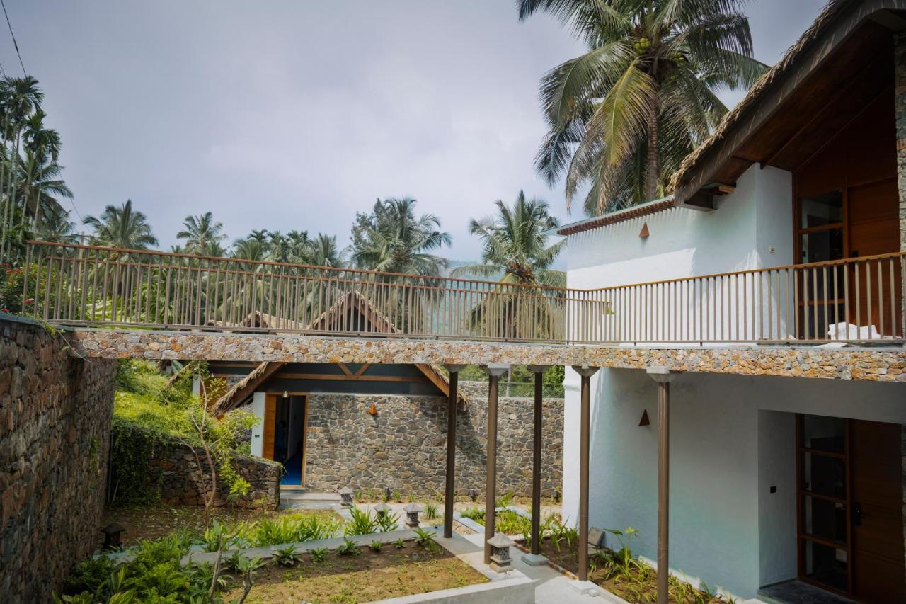 Maayaa Riverside Villa By Kpm Tripenta Attappādi Exteriör bild
