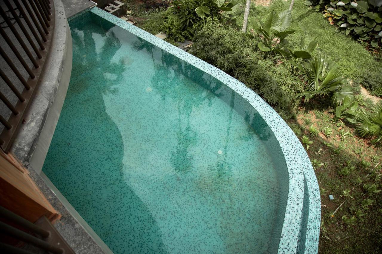Maayaa Riverside Villa By Kpm Tripenta Attappādi Exteriör bild
