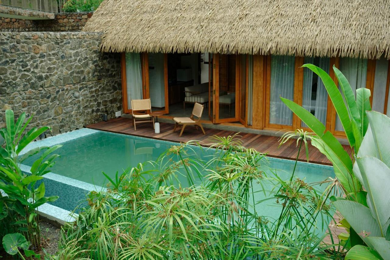 Maayaa Riverside Villa By Kpm Tripenta Attappādi Exteriör bild